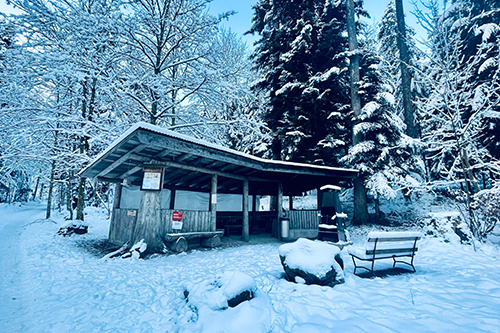 Gedeckte Brätlistelle